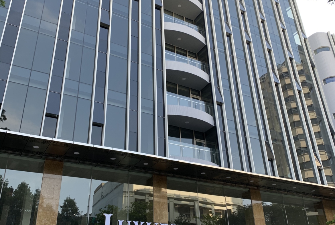 Luxury Building Trần Phú