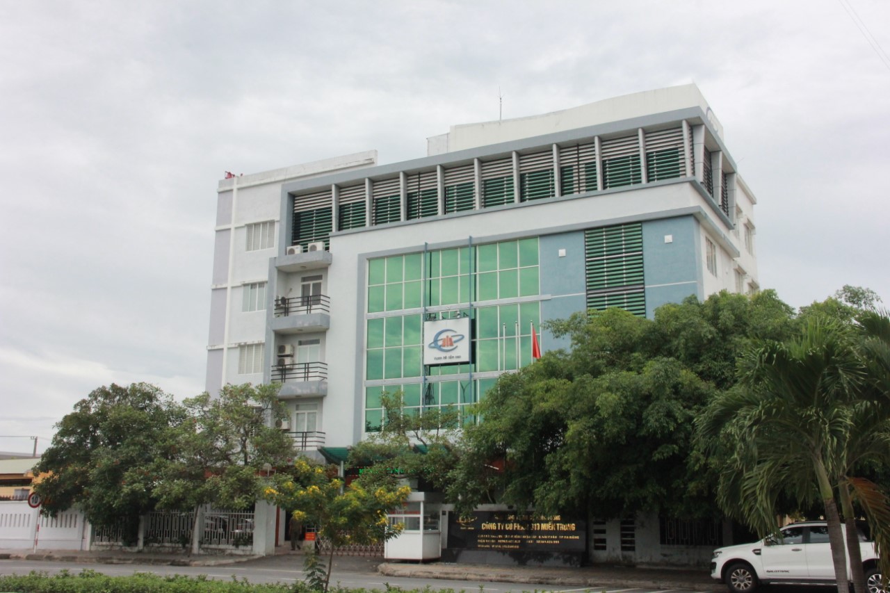 Hình ảnh mặt tiền tòa nhà 319