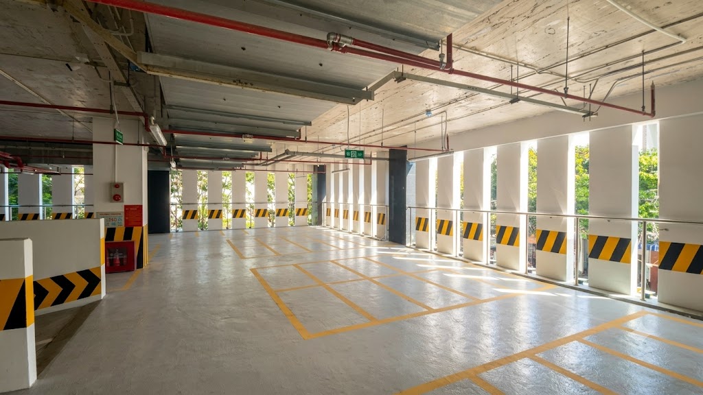 khu vực đê xe máy riêng biệt ở tầng 2 của toà nhà DIV bảo hiểm tiền gữi Việt Nam - Cn Đà Nẵng