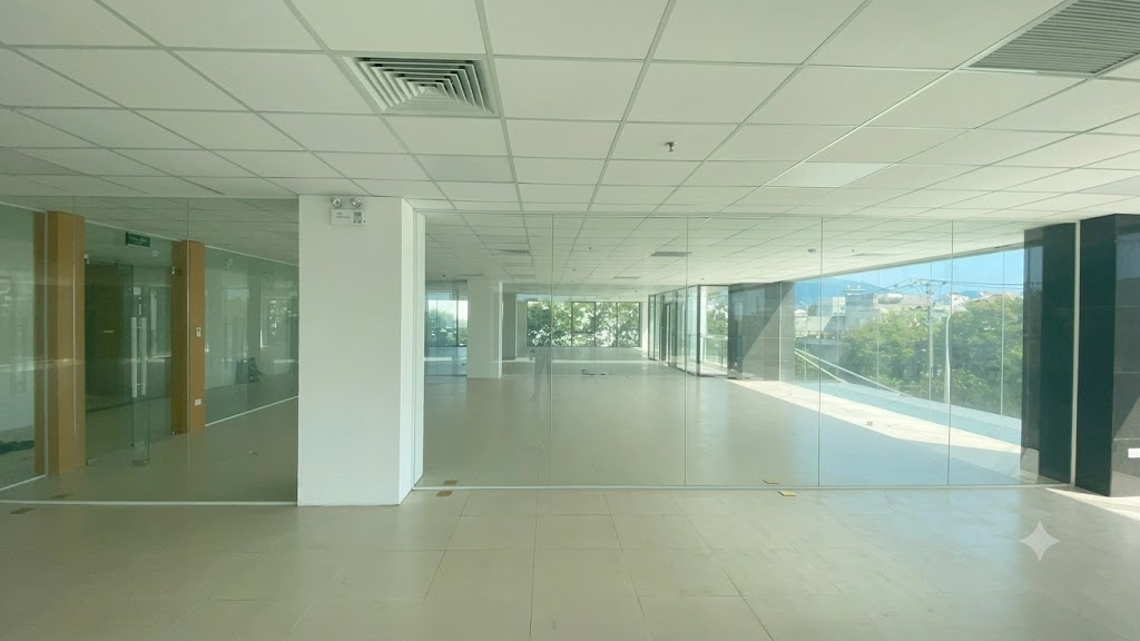 sàn văn phòng với diện tích 1000m2 của toà nhà DIV bảo hiểm tiền gữi Việt Nam - Cn Đà Nẵng